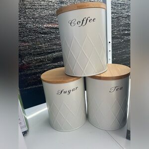 3 storage canisters
